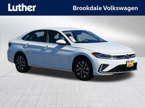 Used 2025 Volkswagen Jetta S FWD image 1
