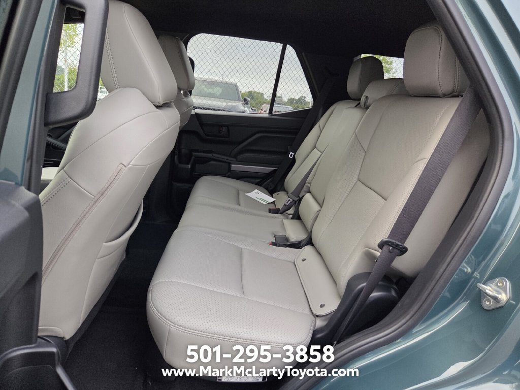 Used 2025 Toyota 4Runner TRD Off-Road AWD/4WD image 10