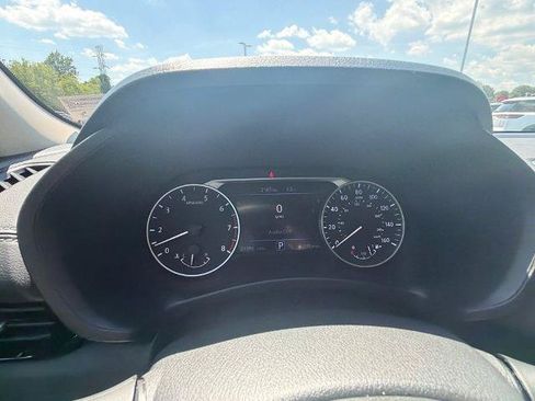 Certified 2024 Nissan Sentra SV FWD image 11
