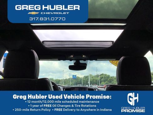 Used 2025 Chrysler Pacifica Limited FWD image 35