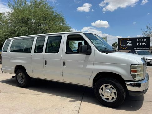 Used 2012 Ford E-350 and Econoline 350 XLT RWD image 5