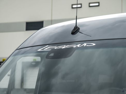 Used 2023 Mercedes-Benz Sprinter 3500 image 31