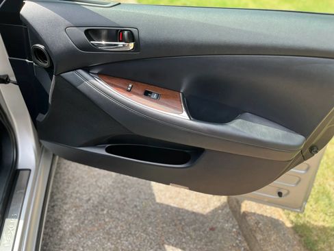 Used 2011 Lexus ES 350 FWD image 26