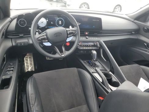 Used 2025 Hyundai Elantra N image 11