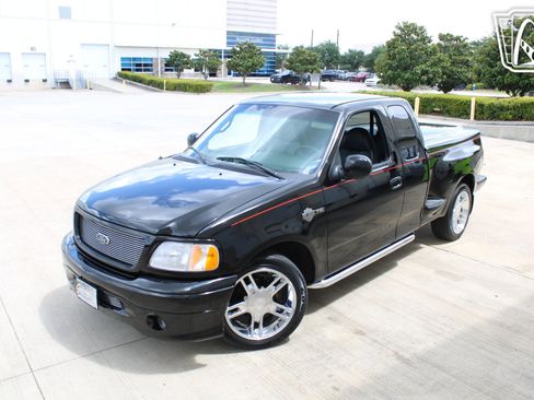 Used 2000 Ford F150 Harley-Davidson RWD image 23