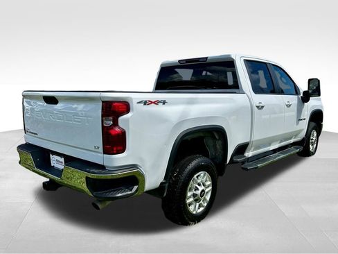 Used 2024 Chevrolet Silverado 2500 LT image 6