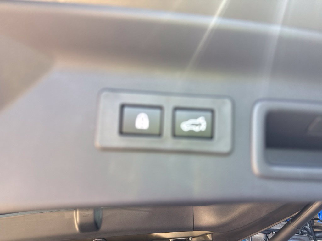 Used 2026 Subaru Forester Touring AWD/4WD image 28
