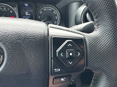 Used 2023 Toyota Tacoma TRD Sport AWD/4WD image 15