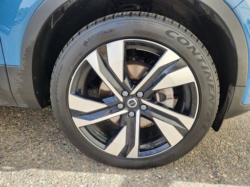 Certified 2023 Volvo XC40 B5 Ultimate w/ Climate Package AWD/4WD image 21