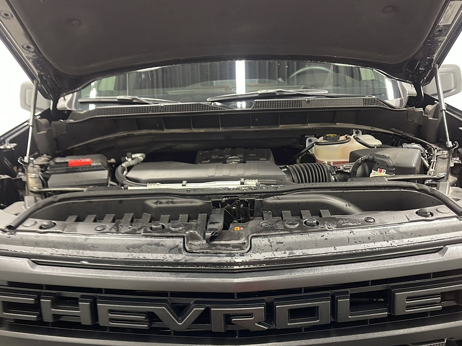 Used 2024 Chevrolet Silverado 1500 Custom AWD/4WD image 23