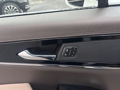 Certified 2023 Lincoln Nautilus FWD w/ Premium Package image 12