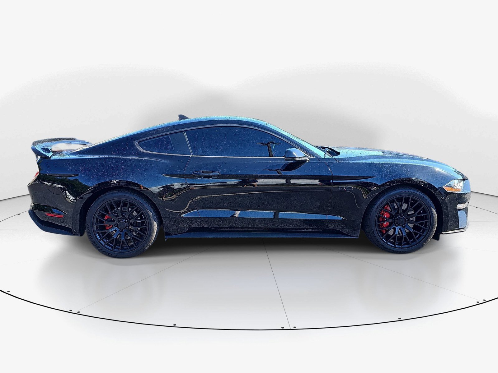 Used 2022 Ford Mustang GT Premium w/ Equipment Group 401A RWD image 2