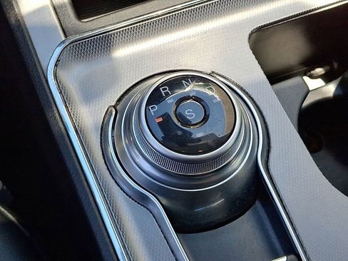 Used 2021 Ford Edge SEL image 20