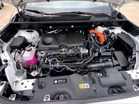 Used 2025 Toyota RAV4 LE AWD/4WD image 54