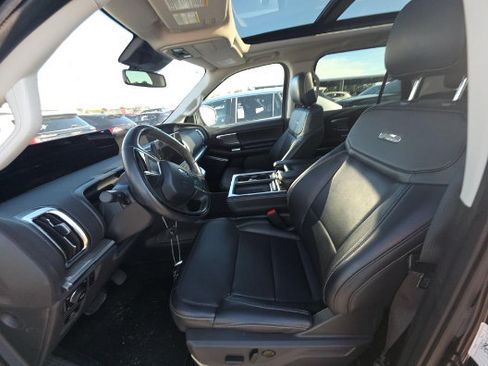 Used 2025 Ford Expedition Max Platinum AWD/4WD image 8