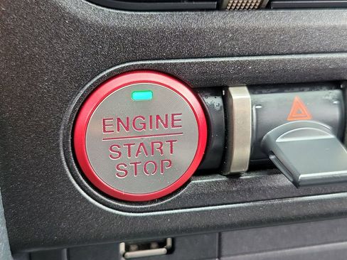 Used 2020 Ford Mustang Shelby GT500 w/ Technology Package RWD image 9