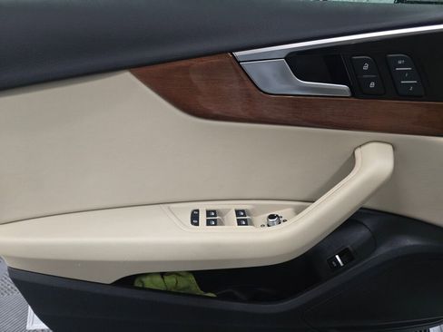 Used 2023 Audi A4 2.0T Premium w/ Convenience Package image 34