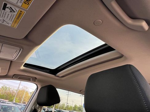 Used 2023 Honda CR-V EX image 16