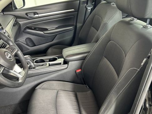 Used 2023 Nissan Altima 2.5 SV image 12