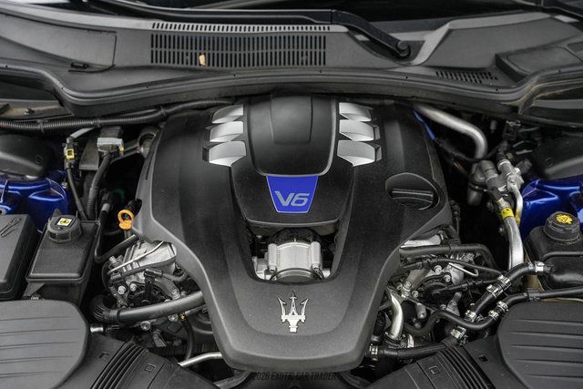 Used 2014 Maserati Ghibli S Q4 AWD/4WD image 26