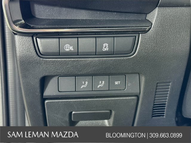 Used 2025 MAZDA MAZDA3 s FWD image 16