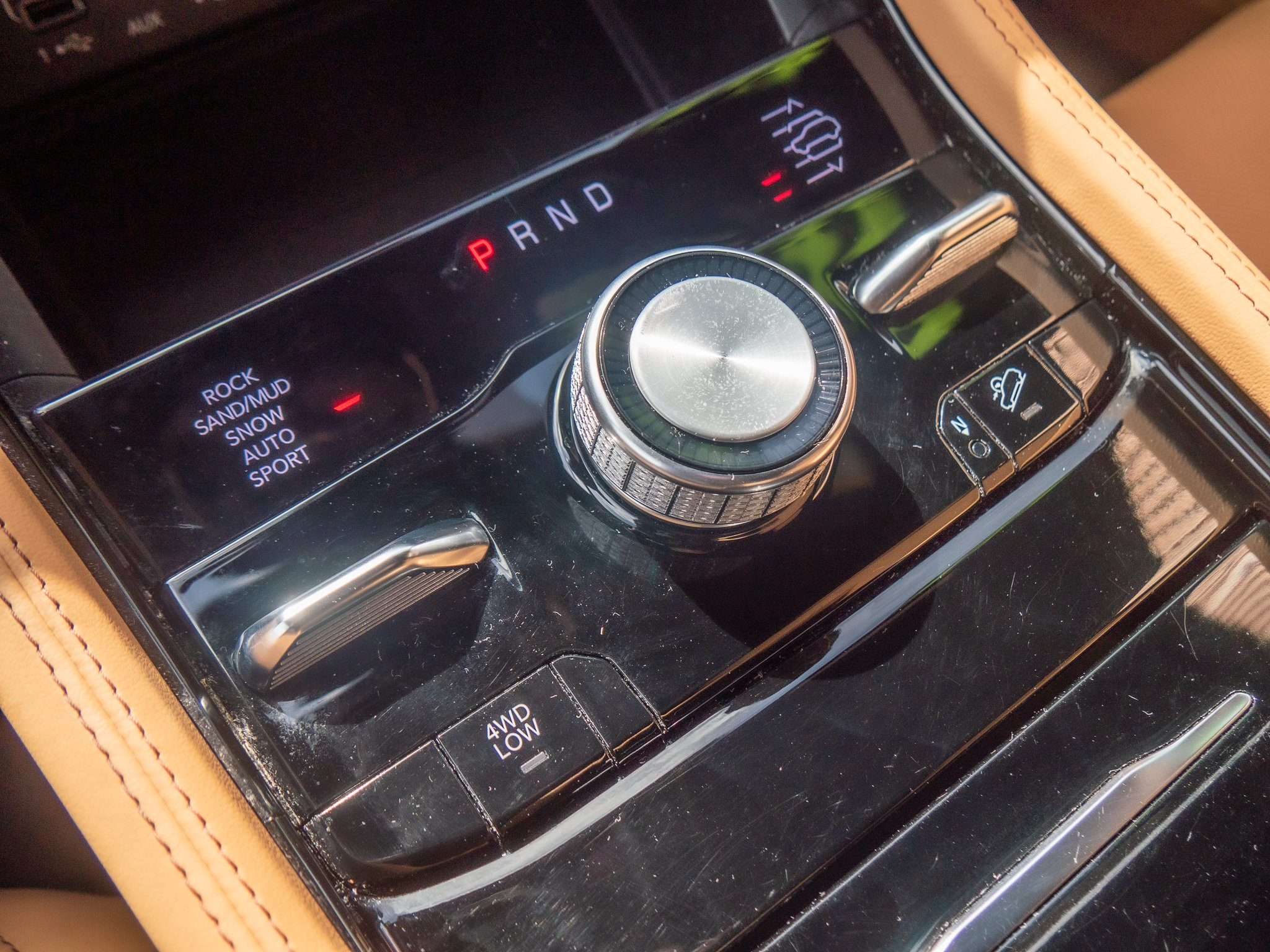 Used 2023 Jeep Grand Cherokee Summit AWD/4WD image 28
