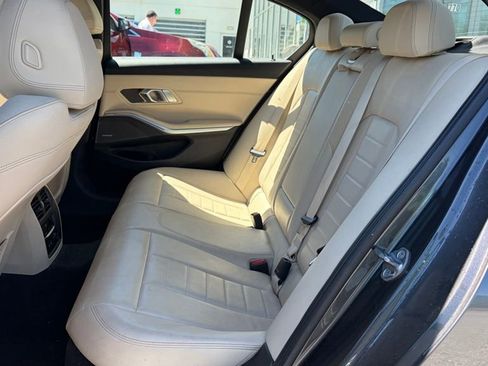 Used 2019 BMW 330i xDrive Sedan w/ Premium Package AWD/4WD image 6