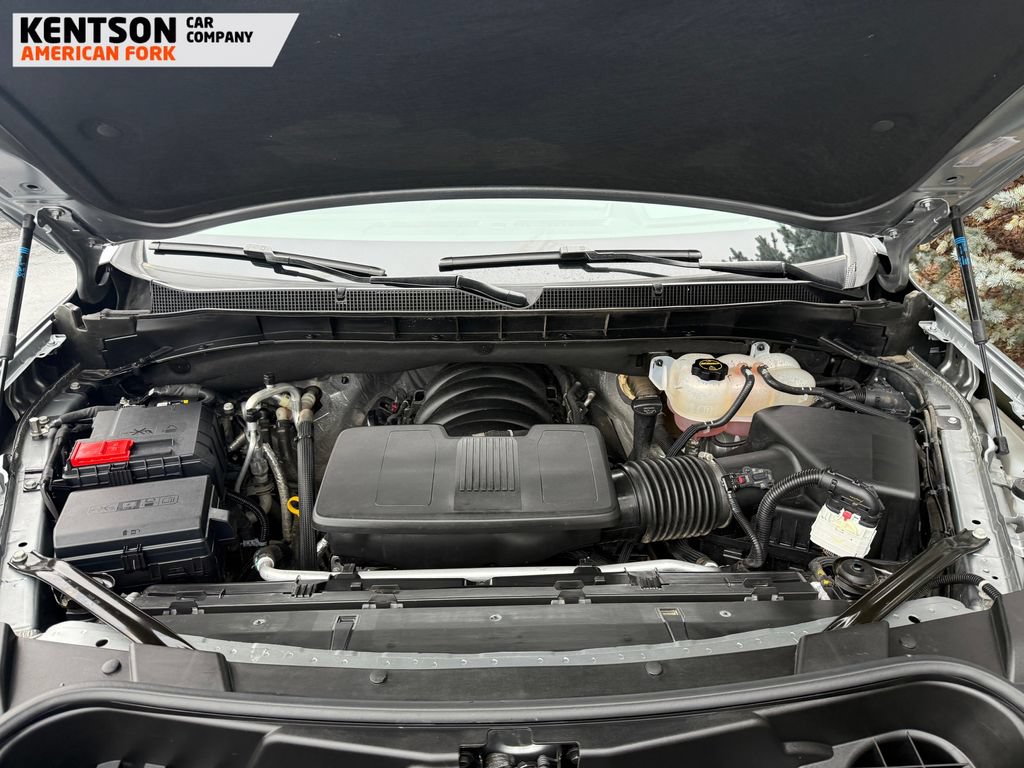 Used 2025 Chevrolet Suburban High Country AWD/4WD image 44