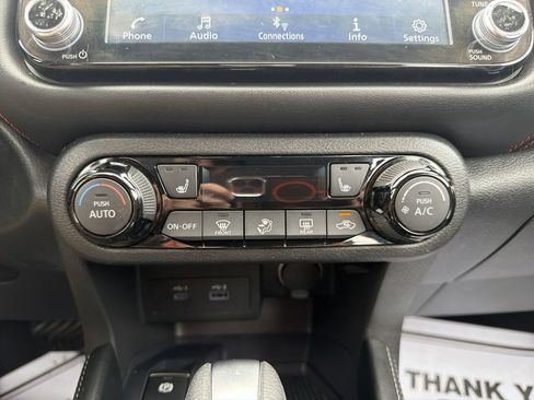 Used 2023 Nissan Kicks SR w/ SR Premium Package FWD image 21