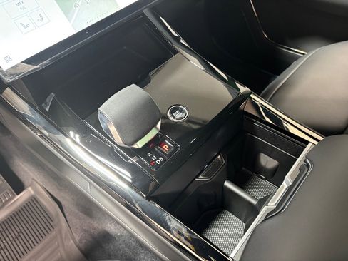 New 2025 Land Rover Range Rover Sport Dynamic SE image 13