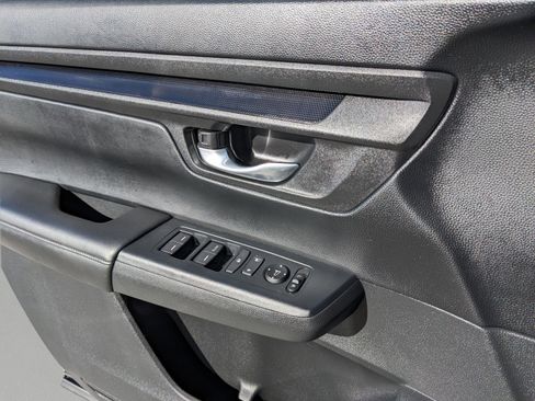 Used 2024 Honda CR-V LX image 16