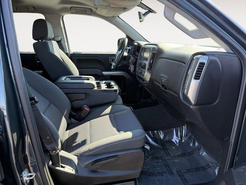 Used 2018 Chevrolet Silverado 1500 LT w/ All Star Edition image 19