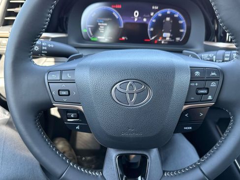 New 2026 Toyota Crown Signia AWD/4WD image 23