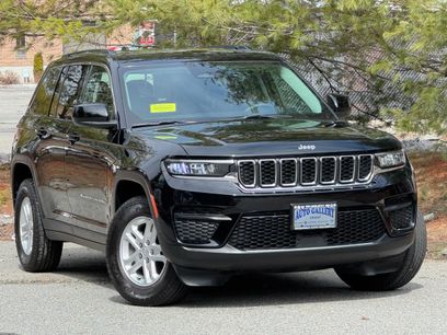 Used 2023 Jeep Grand Cherokee Laredo