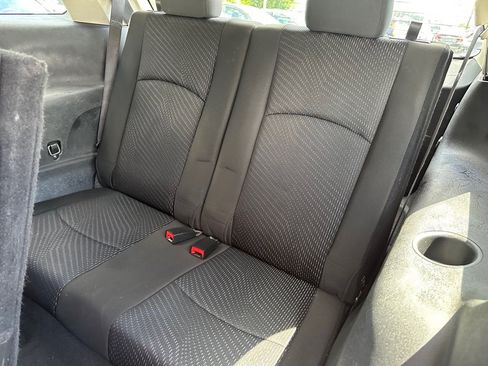 Used 2017 Dodge Journey SXT w/ Comfort/Convenience Group FWD image 17