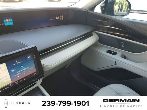 New 2026 Lincoln Nautilus Premier image 34