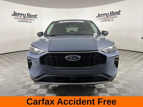 Used 2024 Ford Escape Active FWD image 3