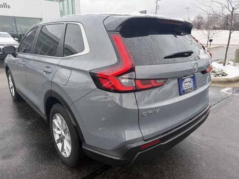Used 2024 Honda CR-V EX image 4