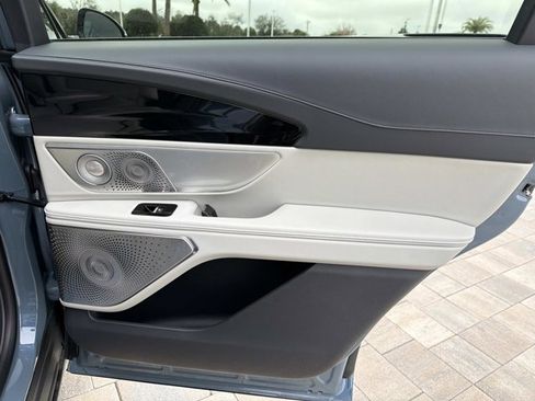 New 2026 Lincoln Nautilus Reserve image 21