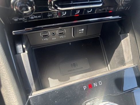 New 2025 Jeep Grand Cherokee Altitude image 27