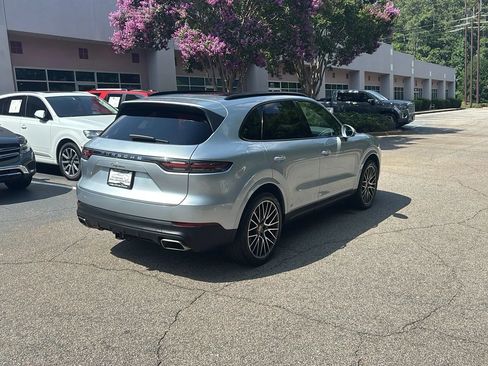 Used 2020 Porsche Cayenne AWD/4WD image 5