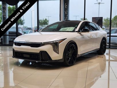 New 2025 Kia K4 GT-Line w/ GT-Line Premium Package