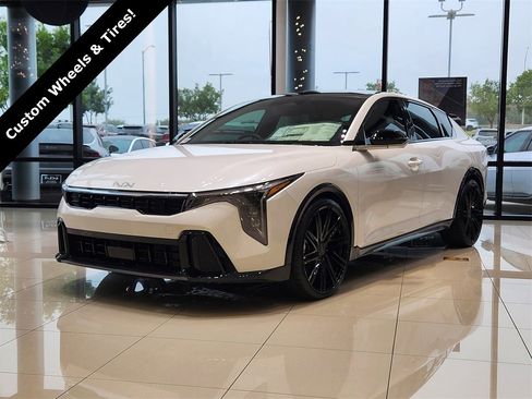 New 2025 Kia K4 GT-Line w/ GT-Line Premium Package image 1