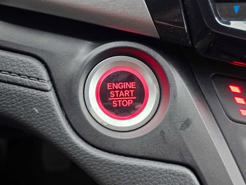 Used 2024 Honda Odyssey EX-L image 39