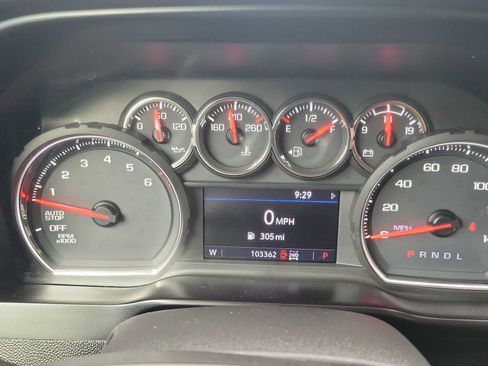 Used 2020 Chevrolet Silverado 1500 RST w/ Texas Edition AWD/4WD image 22