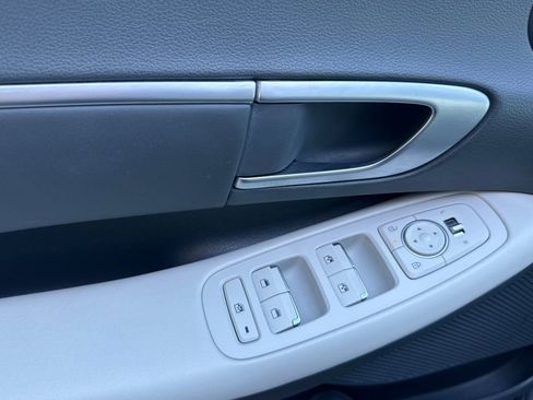 Used 2024 Hyundai Sonata SEL image 11