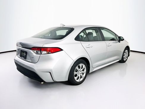 Used 2025 Toyota Corolla LE image 9