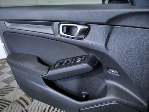 Used 2025 Honda Civic Sport image 28