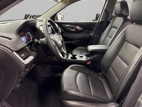 Used 2024 GMC Terrain SLT image 9