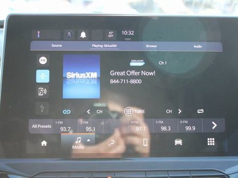 Used 2022 Jeep Compass Altitude image 6